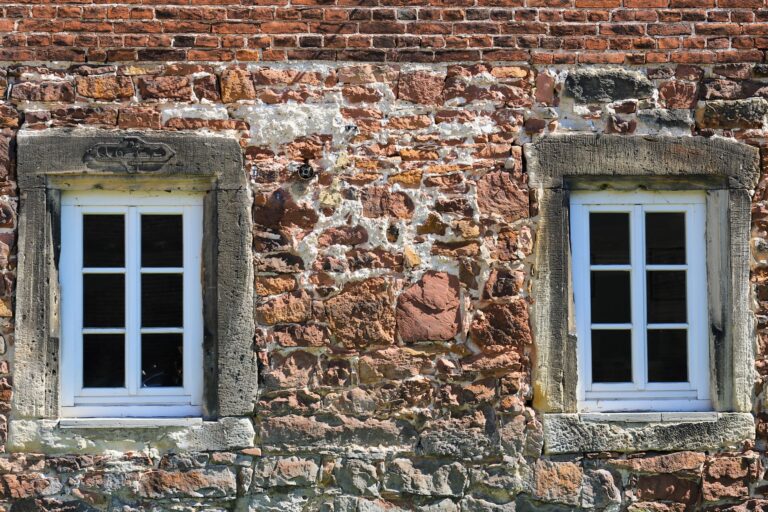 Aide rénovation maison ancienne : les 10 aides 2026 (et ce qui a changé au 1er septembre)